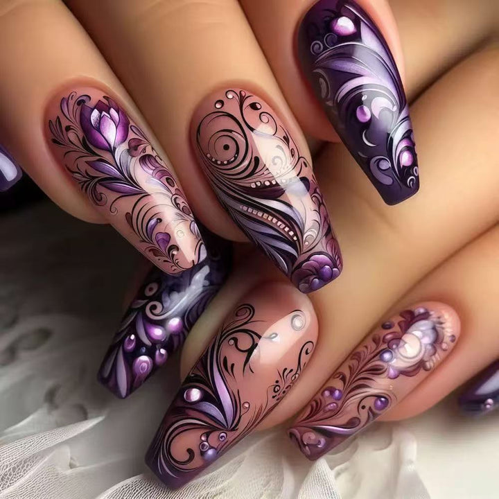 Artificial nail set with elegant floral design and glitter accents Kalsten