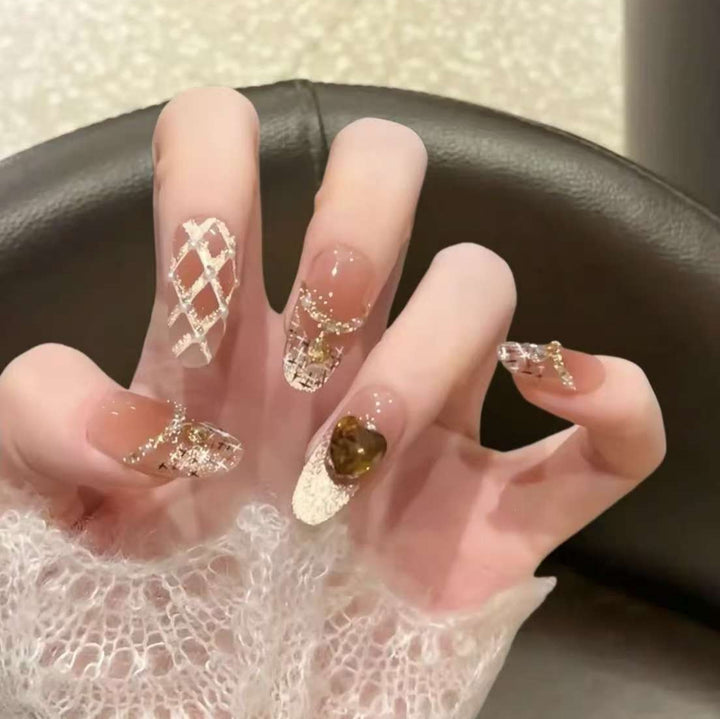 Glamorous Decorative Press-On Nail Set Kalsten