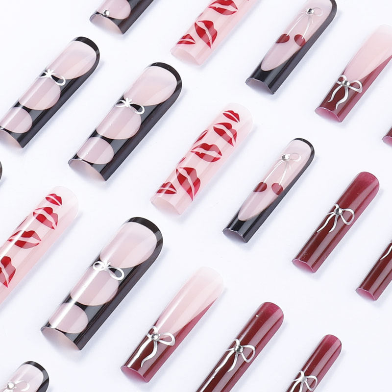 Artistic Kiss-Design Nail Set