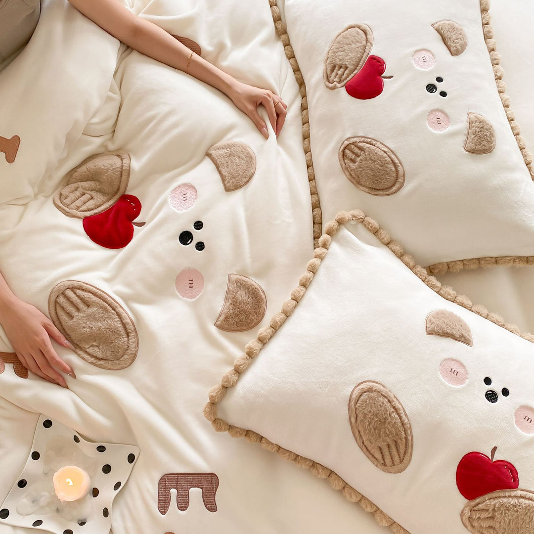 Kids Bedding Set with Plush Puppy, Vichy Check and Pom-Pom Trim