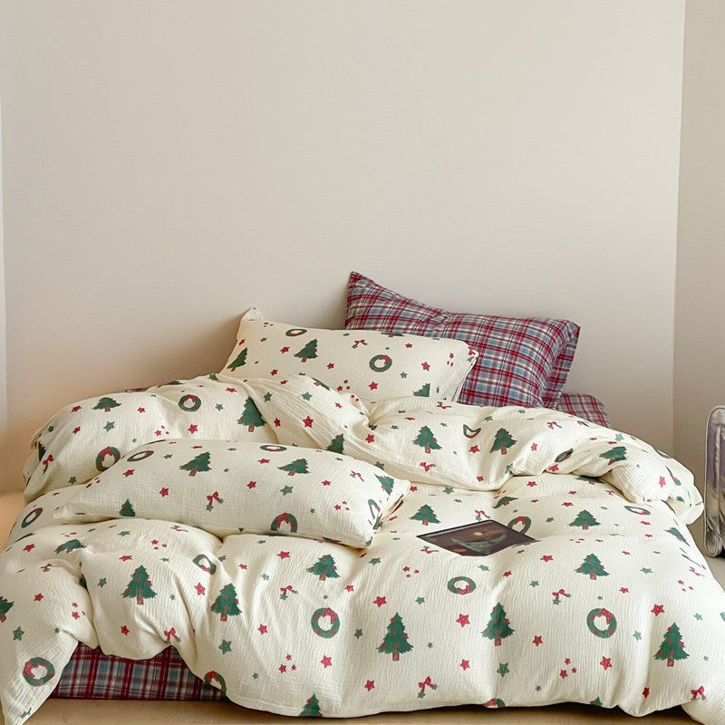 Festive cotton bedding set with crinkled structure and Christmas motif