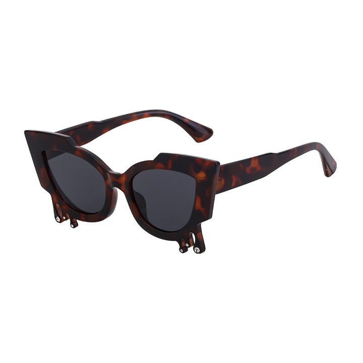 Women Exclusive Cat Eyes Sunglasses with Artistic Details Kalsten