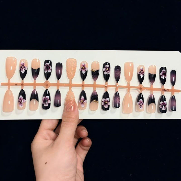 Floral-Patterned Press-On Nail Set Kalsten
