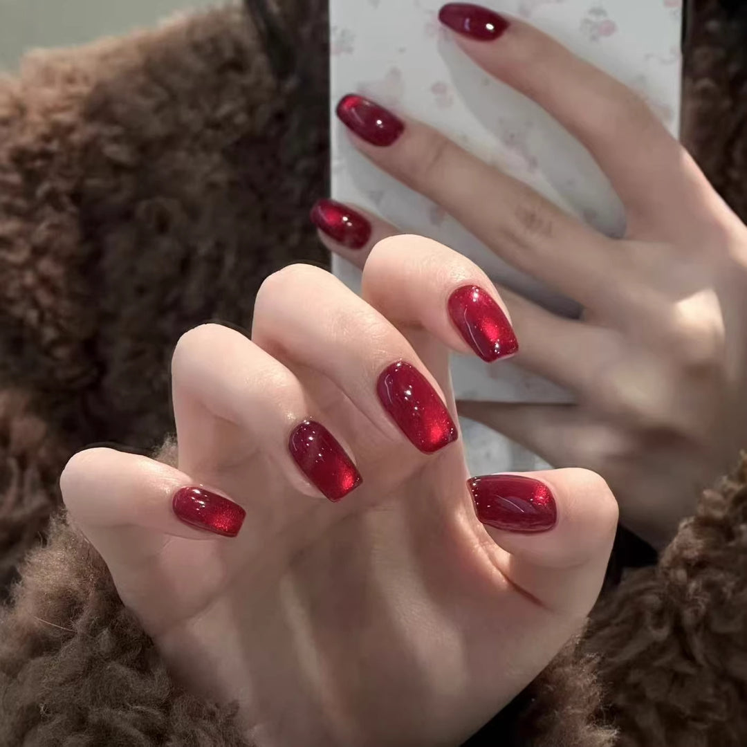 Shiny Gel Nail Extensions Kalsten
