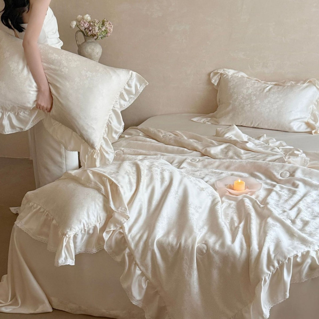 Satin-Duvet cover set with delicate ruffles and tonal jacquard floral relief