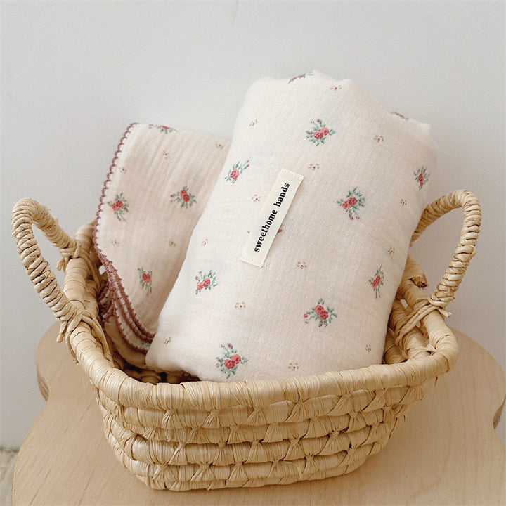 Unisex cuddly muslin blanket with elegant floral pattern Kalsten