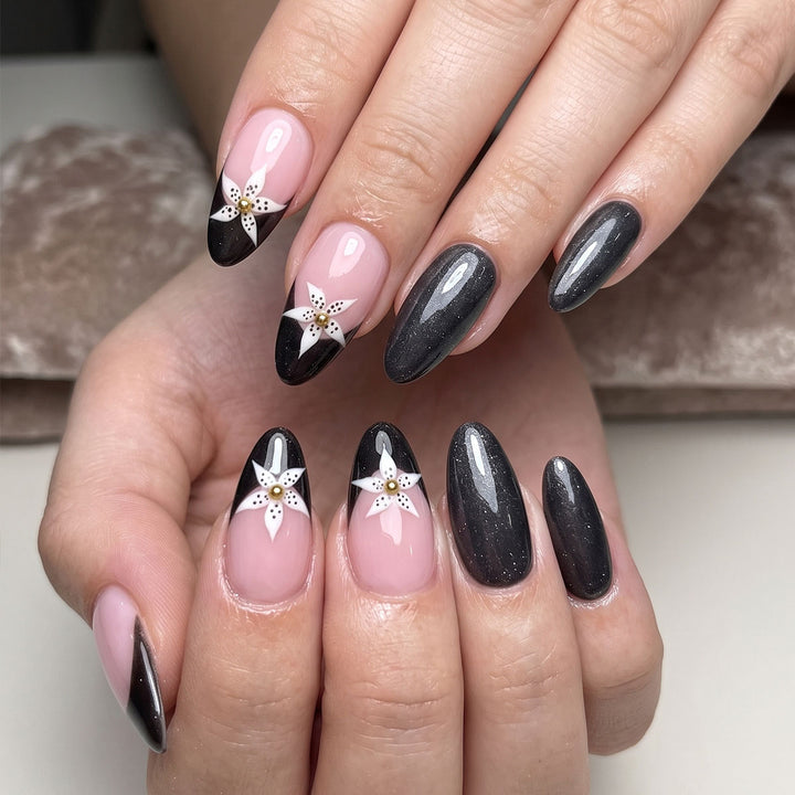 Artistic Flower-Embellished Press-On Nails
