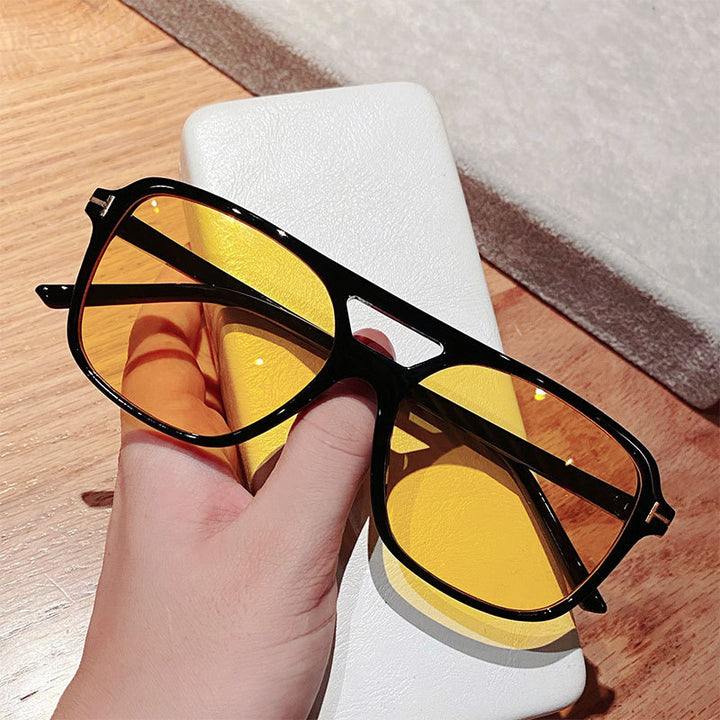 Ladies fashionable sunglasses in stylish frame Kalsten