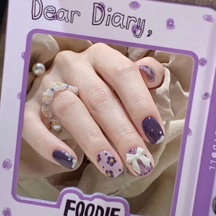 Unique Floral Press-On Nail Art Set