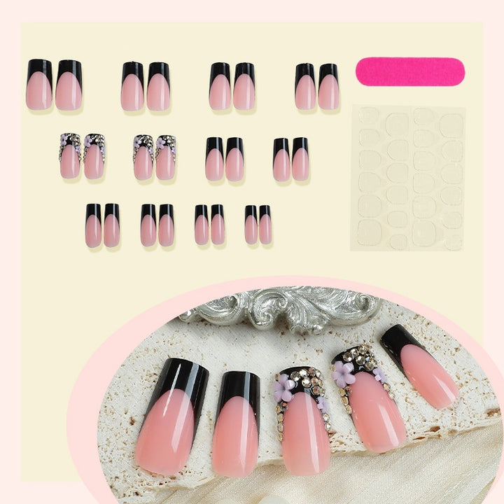 Nail Art Set with glamorous design and fine accents Kalsten