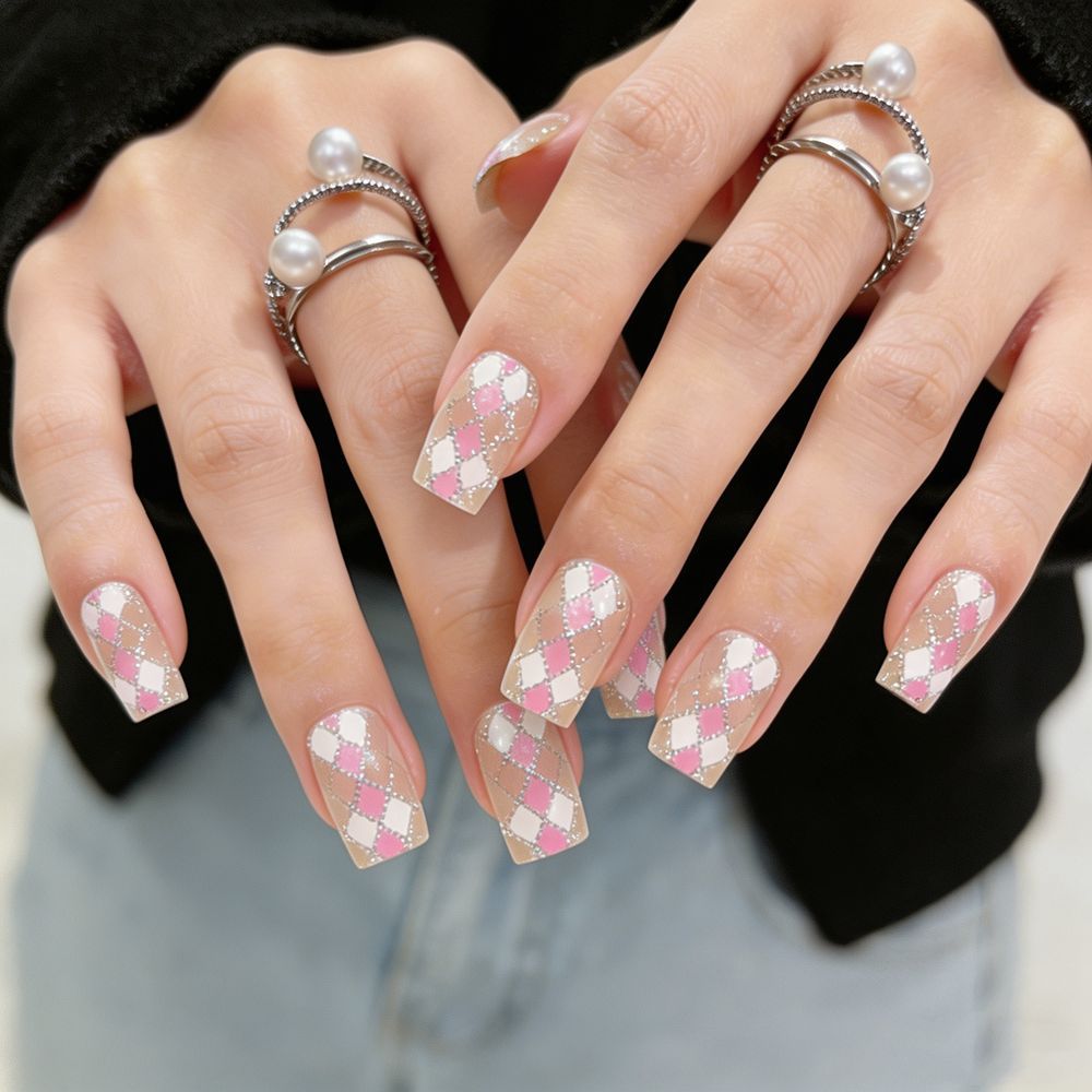 Stylish Graphic Press-On Nails
