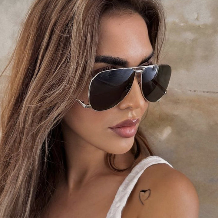 Women’s airplane sunglasses with modern metal frame and polarized lenses Kalsten