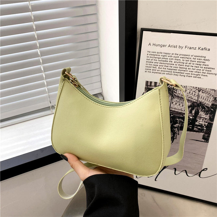 Elegant Handbag in Curved Design Kalsten