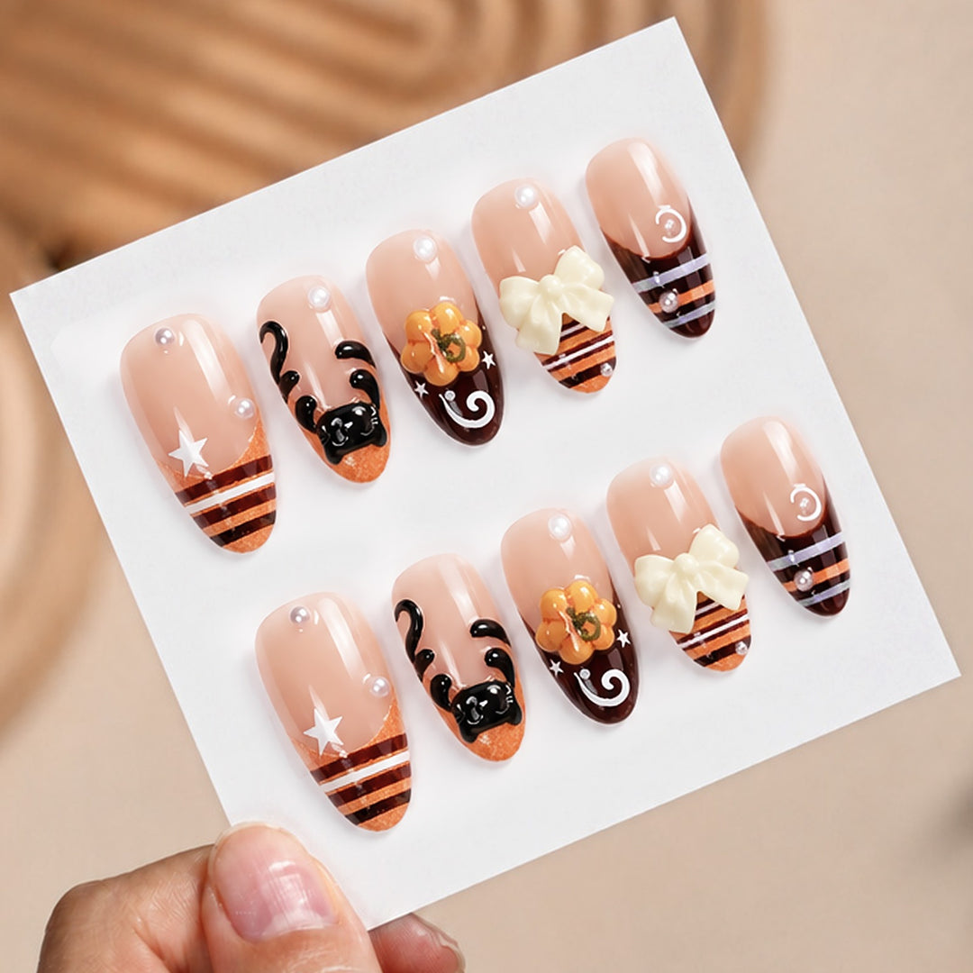 Nail art set with creative Halloween designs Kalsten