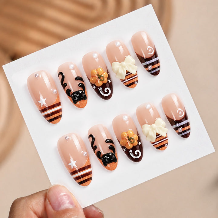 Nail art set with creative Halloween designs Kalsten
