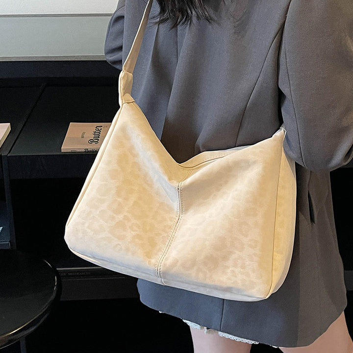 Fashion-Forward Hobo Bag