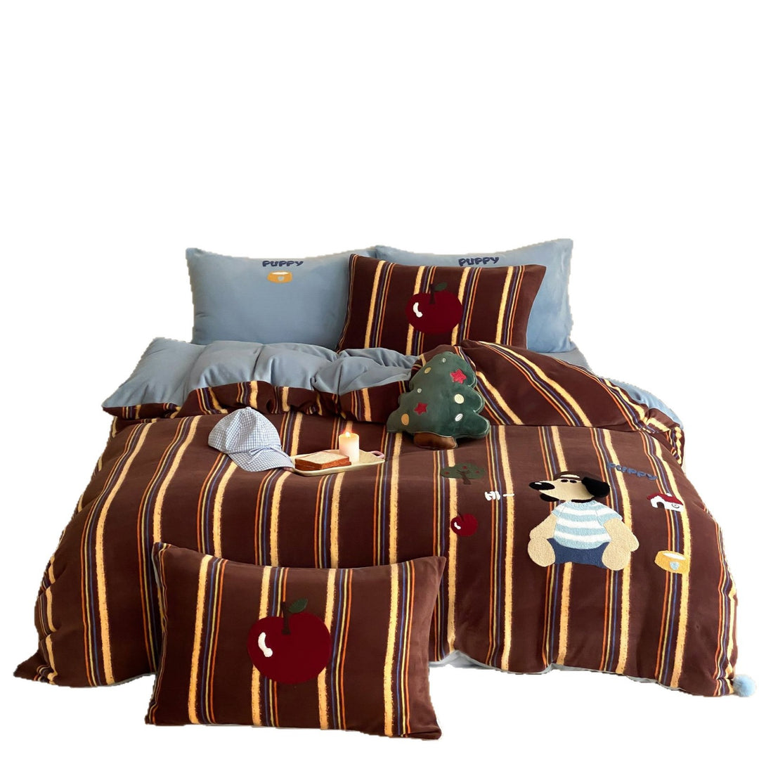 Children's bedding set in retro stripe look with appliquéd motif patches