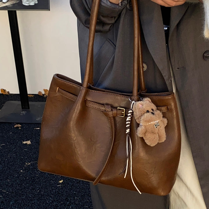 Luxurious Leather Shoulder Tote