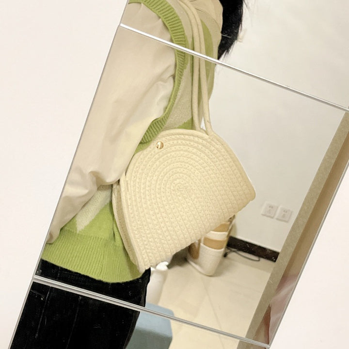 Women's fashionable shoulder bag with ribbed design Kalsten