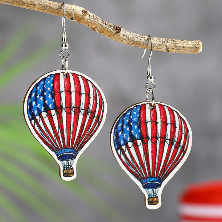 Women's handmade acrylic earrings can holder with patriotic flag motif and fish hook closure Kalsten