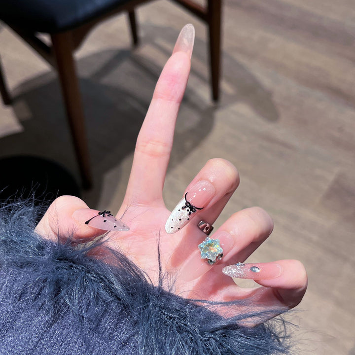 Decorative Crystal-Embellished Press-On Nail Set Kalsten