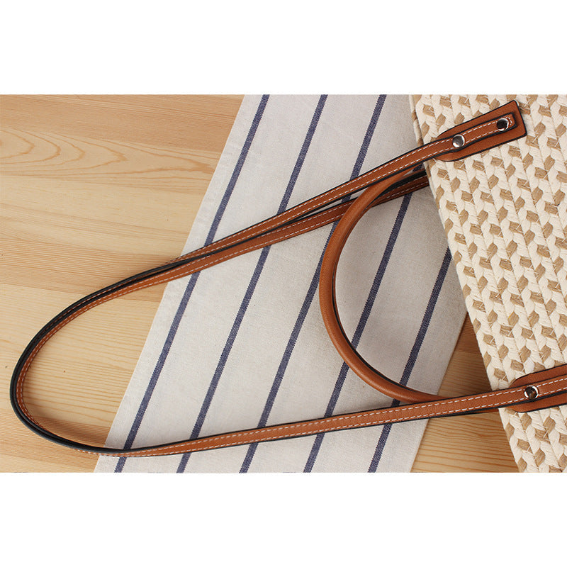 Spacious Shopping Bag Made from Handwoven Natural Material Kalsten