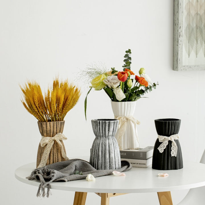 Ribbed Decorative Ceramic Vase Kalsten