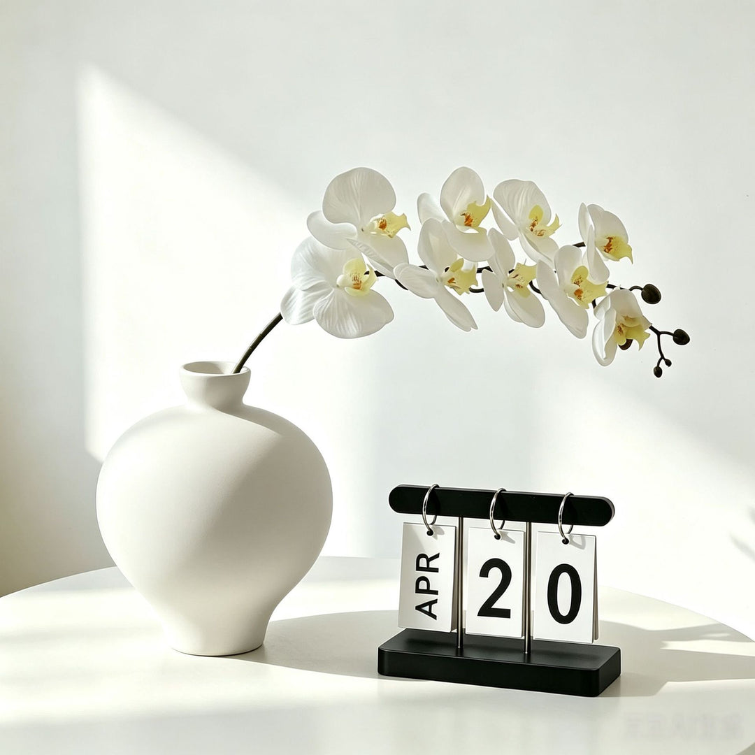 Modern Minimalist Ceramic Vase