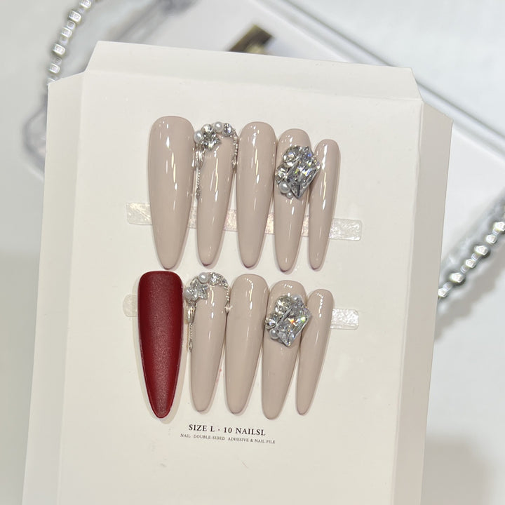 Rhinestone-Embellished Stiletto Nail Art Set Kalsten