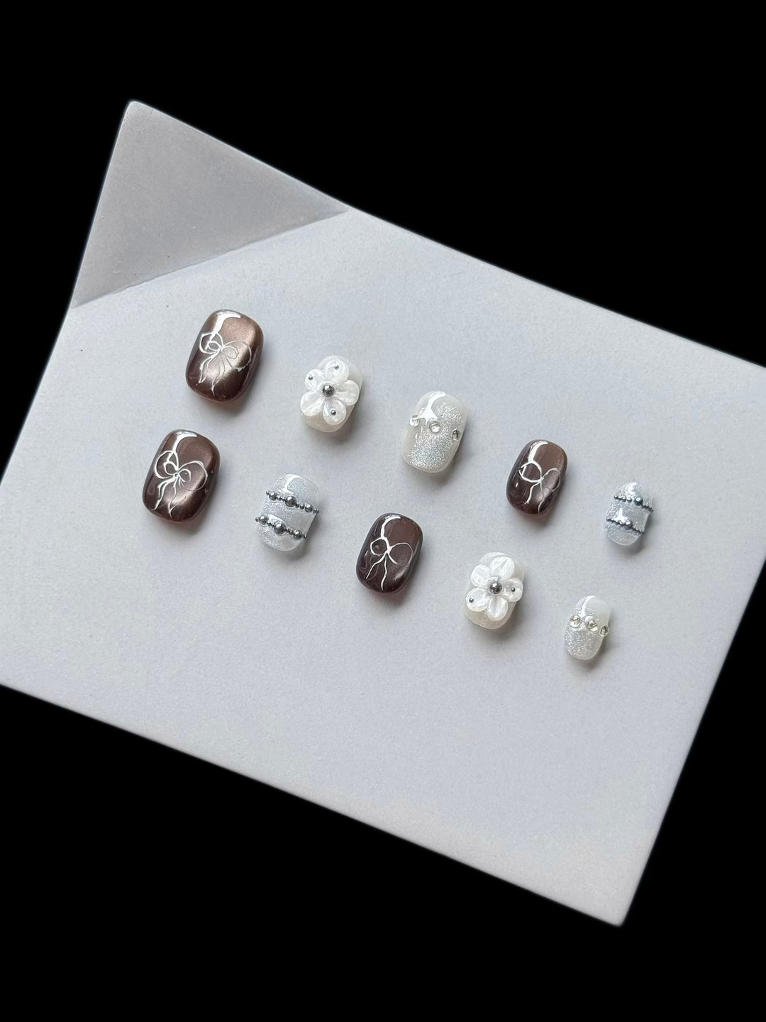 Artistic Press-On Nail Art Set with Floral and Gem Accents  1791774462