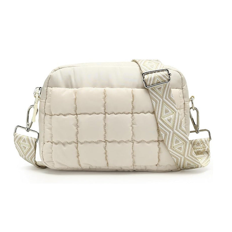 Fashionable and Versatile Shoulder Bag with Padded Design Kalsten