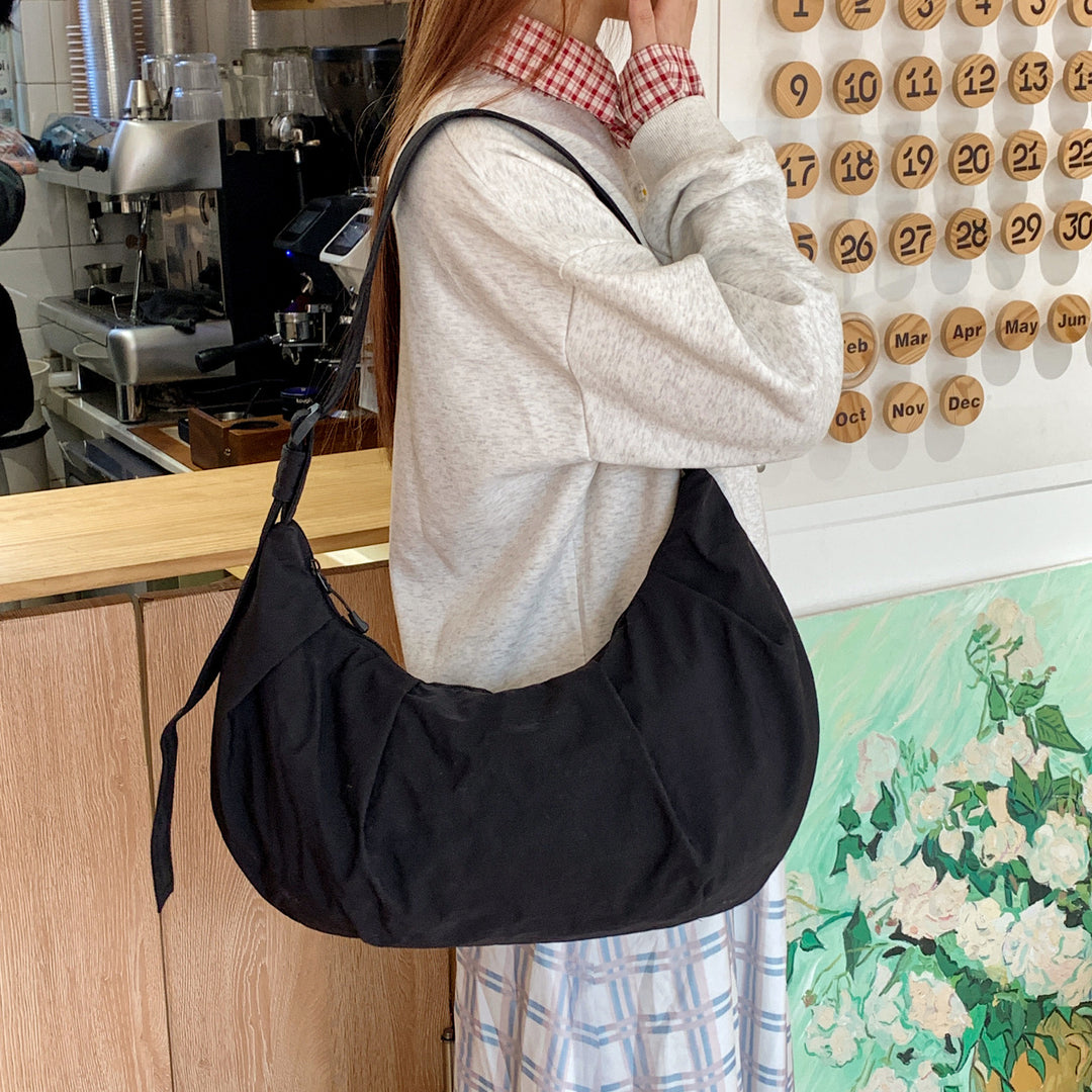 Fashionable shoulder bag with adjustable shoulder strap and practical design Kalsten