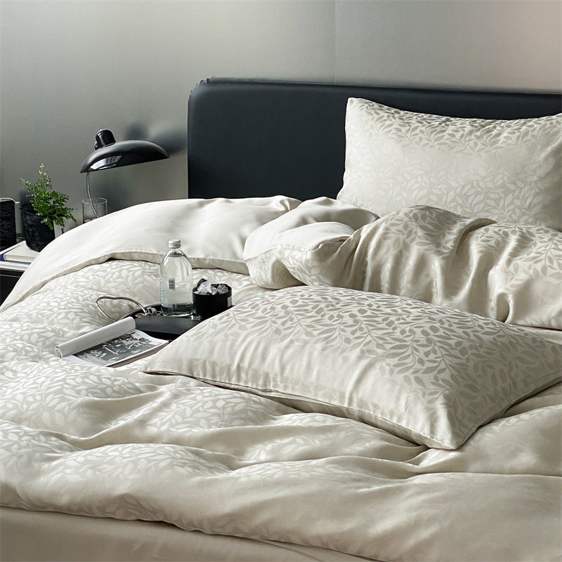 Luxurious satin bedding set with jacquard leopard pattern and silky-matte finish