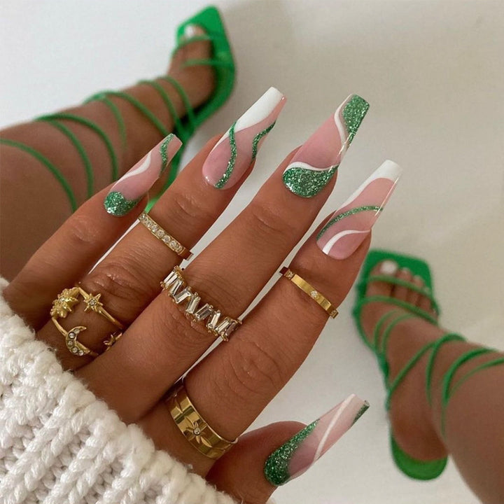 Glamorous Glittery Stiletto Press-On Nails Kalsten