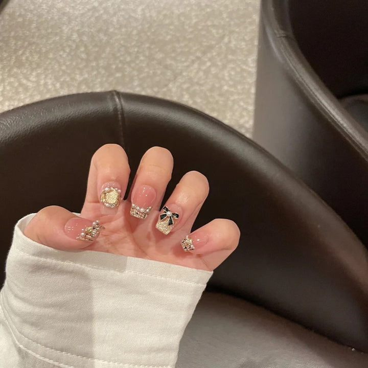 Luxurious Press-On Nail Set with Decorative Accents