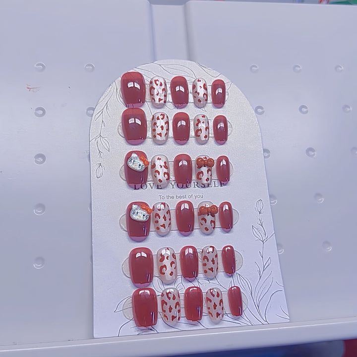 Creative Press-On Nail Collection Kalsten