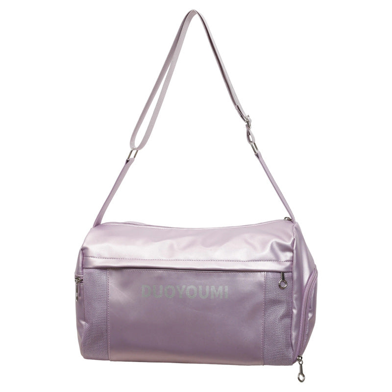 Chic Lightweight Sports Duffle