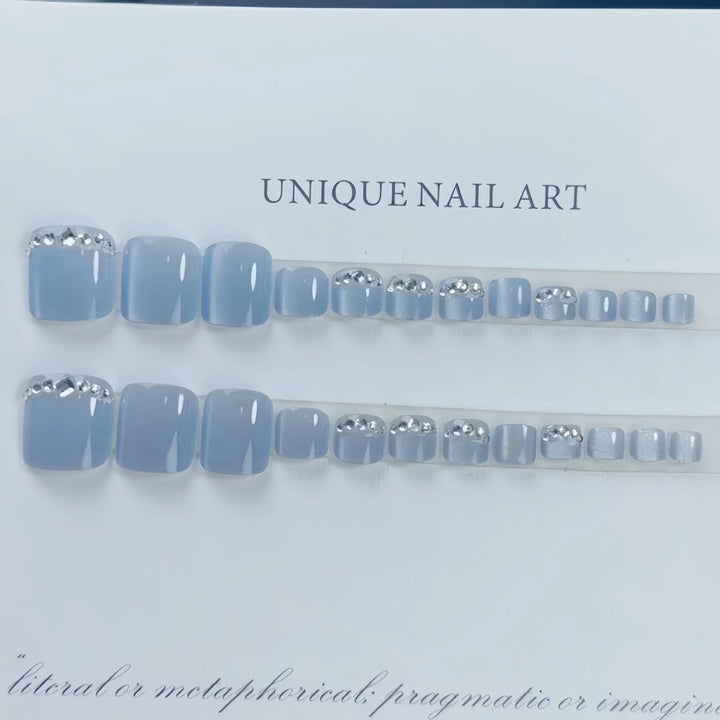 Elegant Rhinestone-Embellished Press-On Nails Kalsten