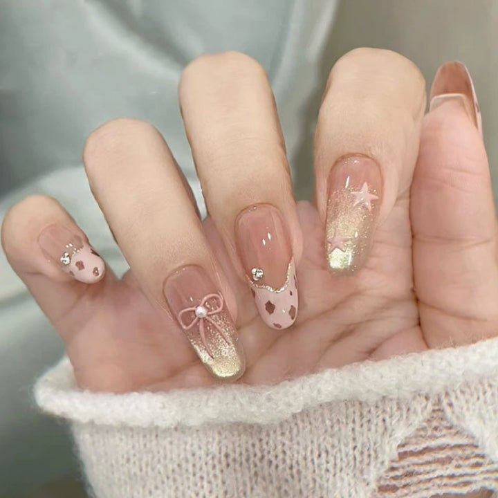 Artistic Decorative Press-On Nail Set