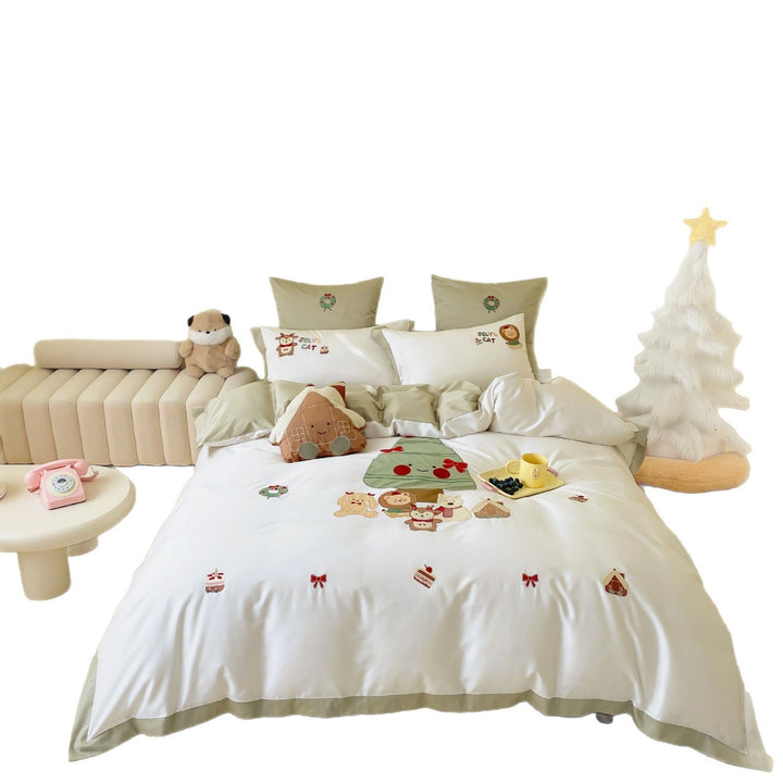 Children's bedding set with applied animal motifs, cotton satin and contrasting hem edge