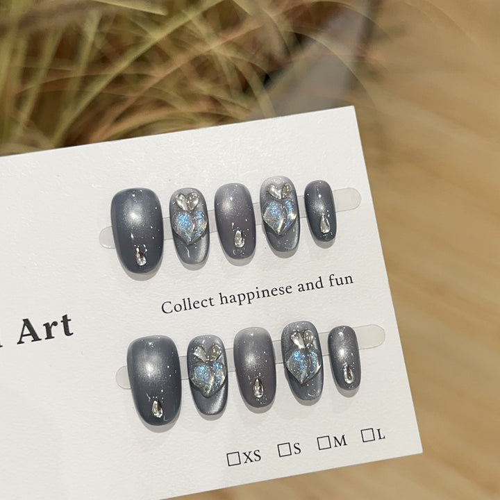 Glamorous Heart-Decorated Press-On Nail Set