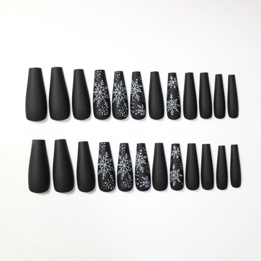 Artistic Winter-Themed Nail Art Design Kalsten