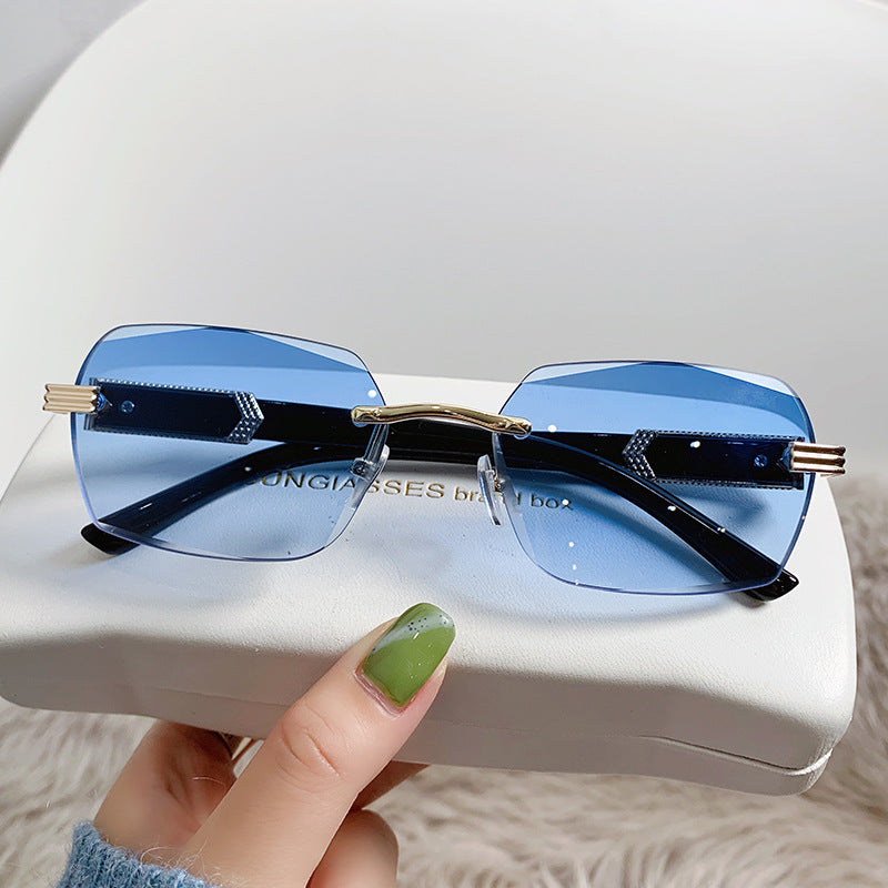 Avant-Garde Luxury Shield Sunglasses Kalsten