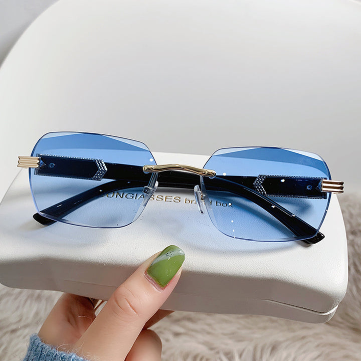 Avant-Garde Luxury Shield Sunglasses Kalsten