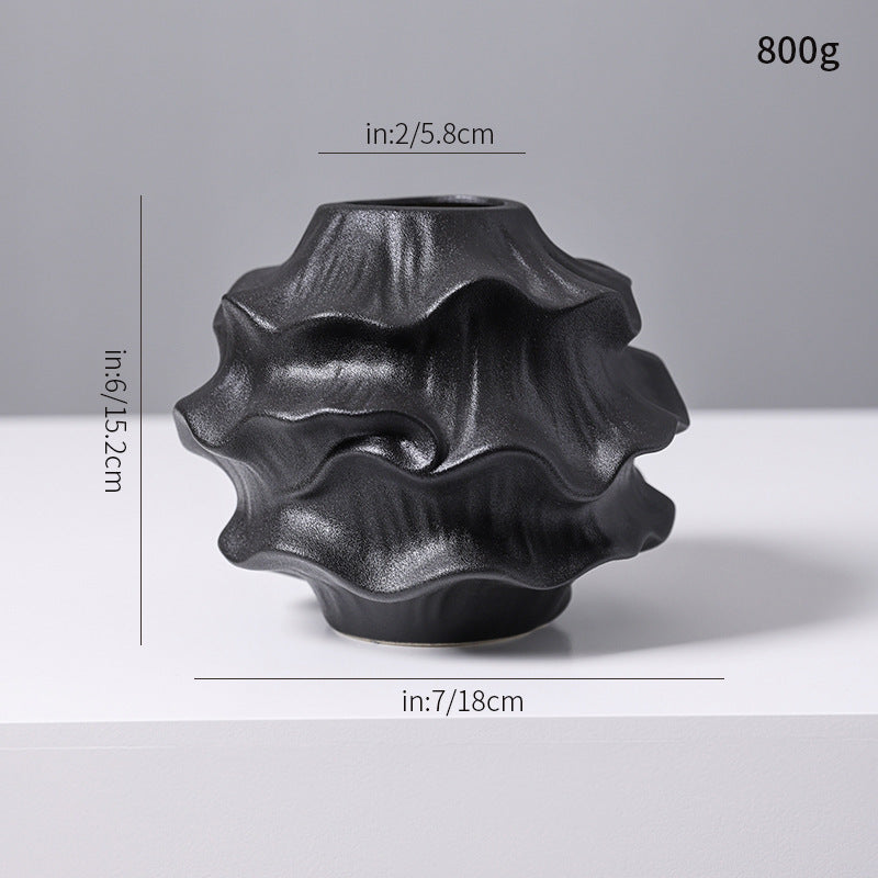 Decorative Fluid-Shape Ceramic Kalsten