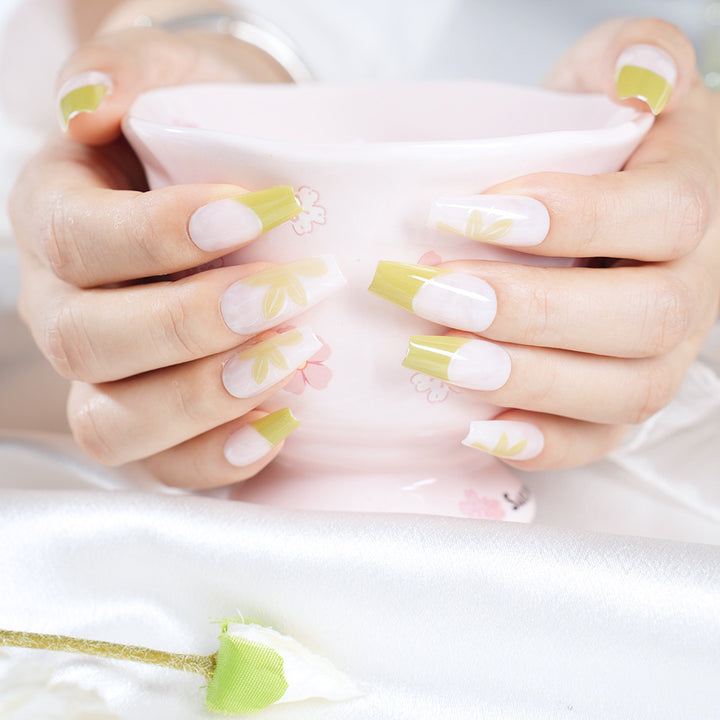 Floral Press-On Nail Tips Kalsten