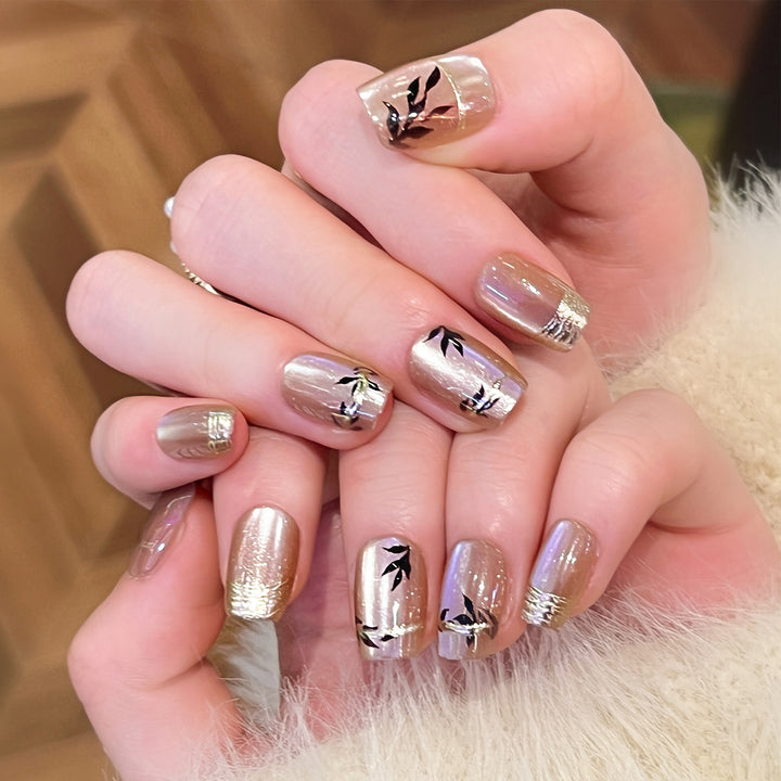 Artistic Nail Art with Elegant Leaf Design Kalsten