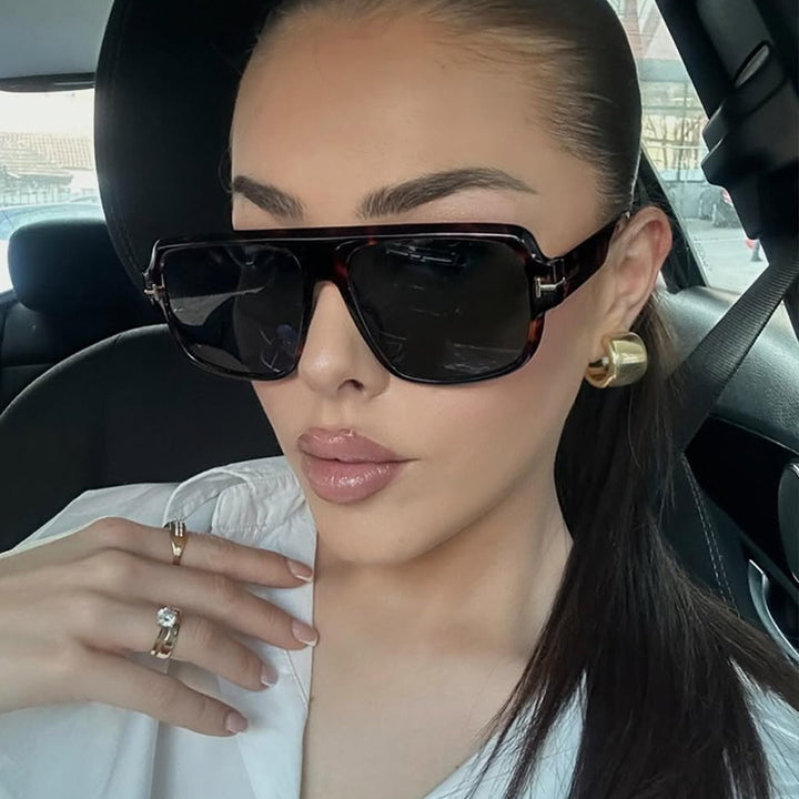 Women’s fashionable square sunglasses with trendy tortoiseshell pattern Kalsten
