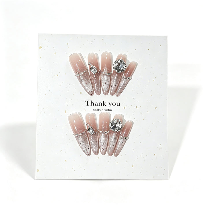 Elegant Press-On Nails Kalsten