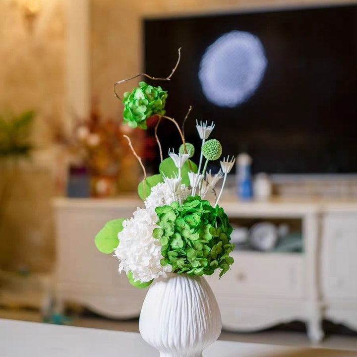 Elegant Floral Decor Arrangement for Stylish Spaces